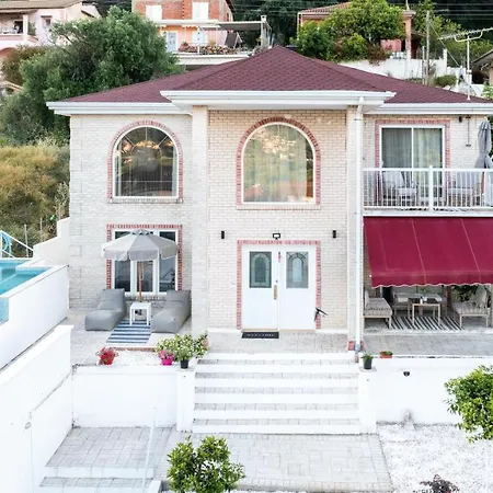 Kostamaria Villa *
