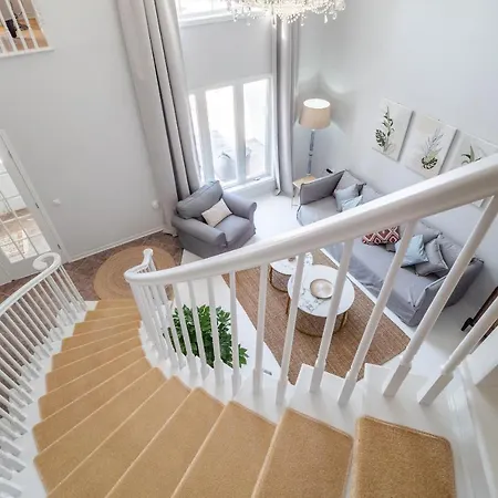 Kostamaria * Petrití